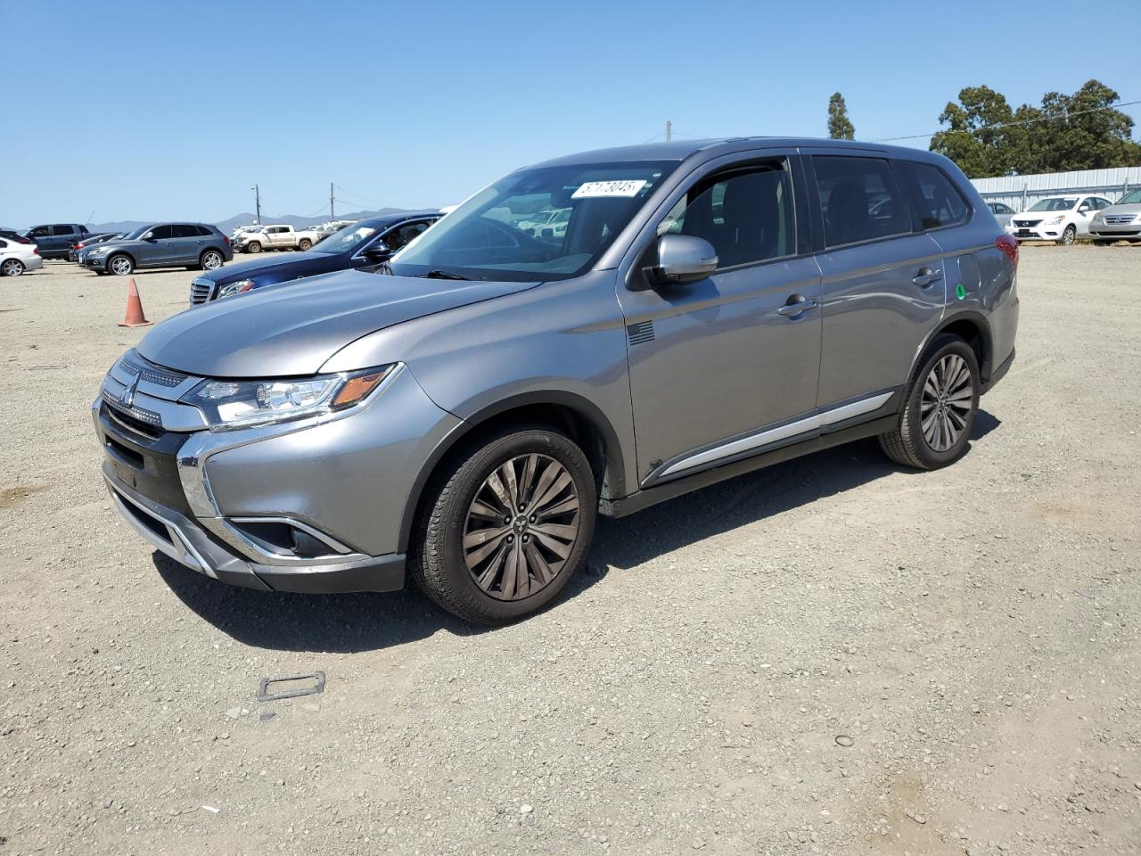 MITSUBISHI OUTLANDER   *JA4AD3A33LZ046810*