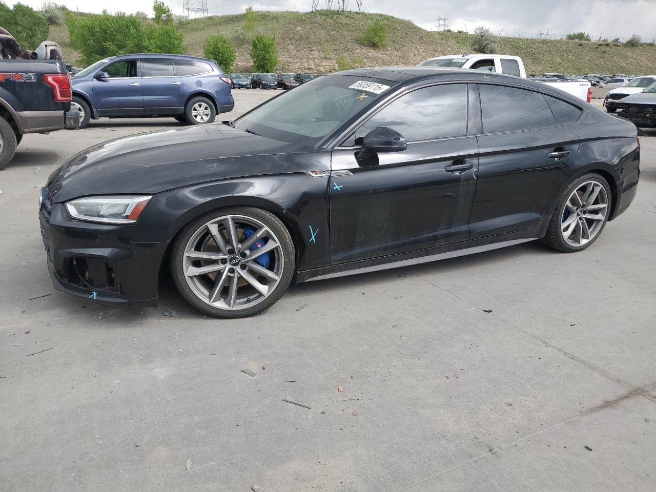vehicle photo