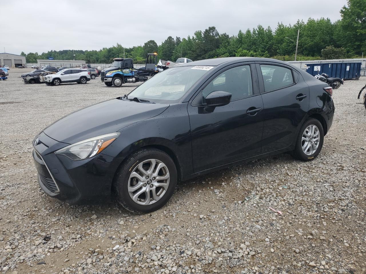 TOYOTA YARIS IA  *3MYDLBYV9JY305154*