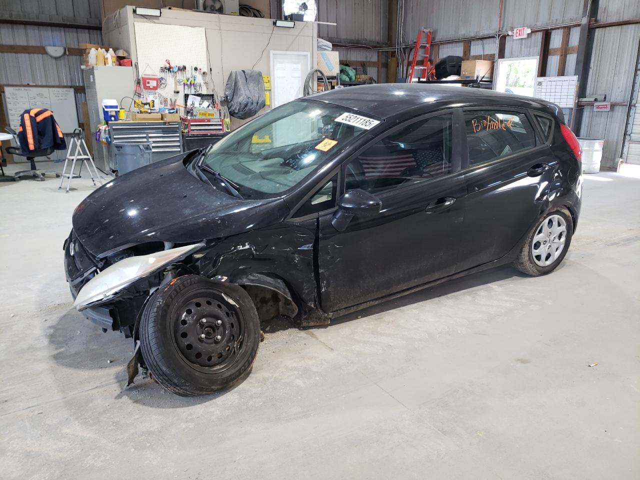 vehicle photo