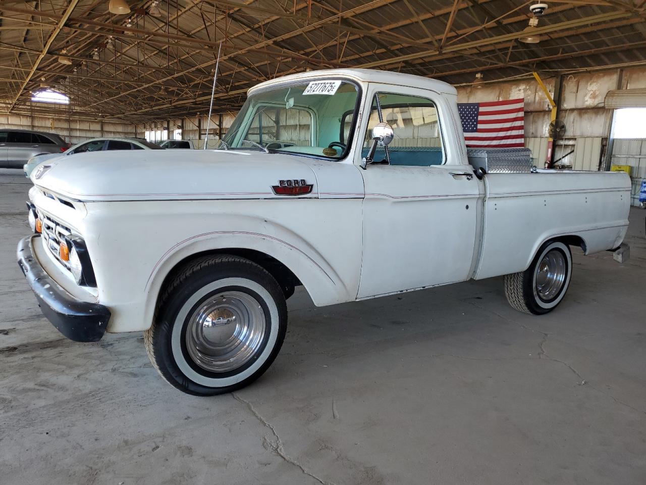 FORD F100   *F10JR566624*