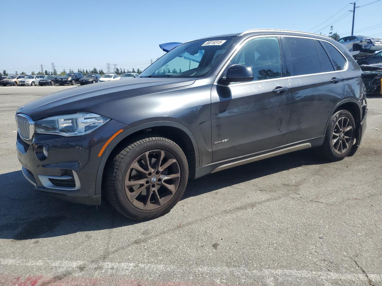 BMW X5 XDRIVE3  *5UXKR0C5XF0P10066*