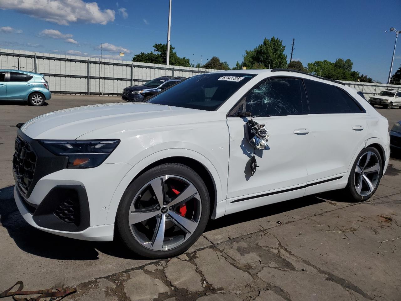 AUDI SQ8 PREMIU  *WA1AWBF14RD003692*