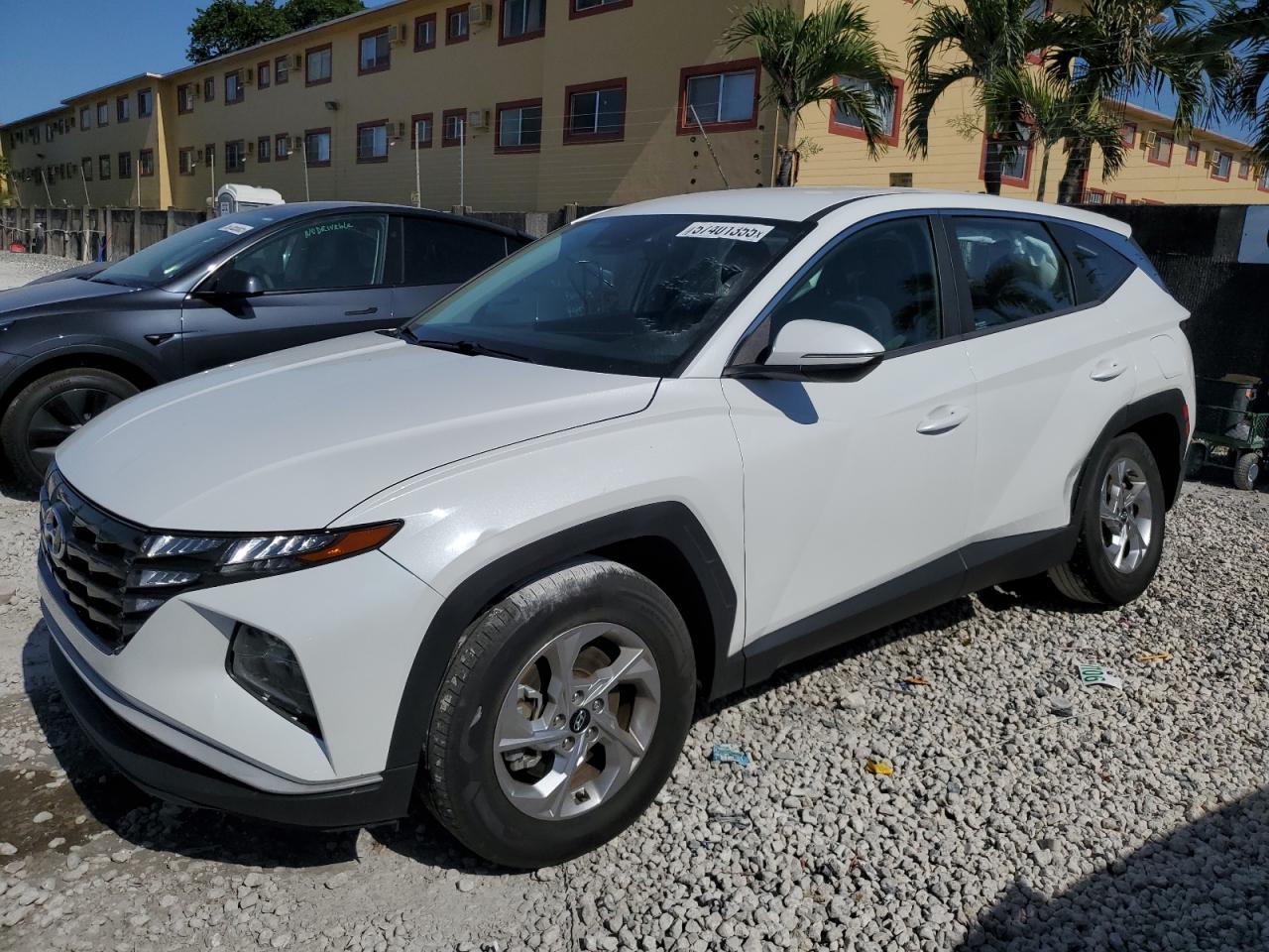 HYUNDAI TUCSON SE  *5NMJA3AEXNH080766*