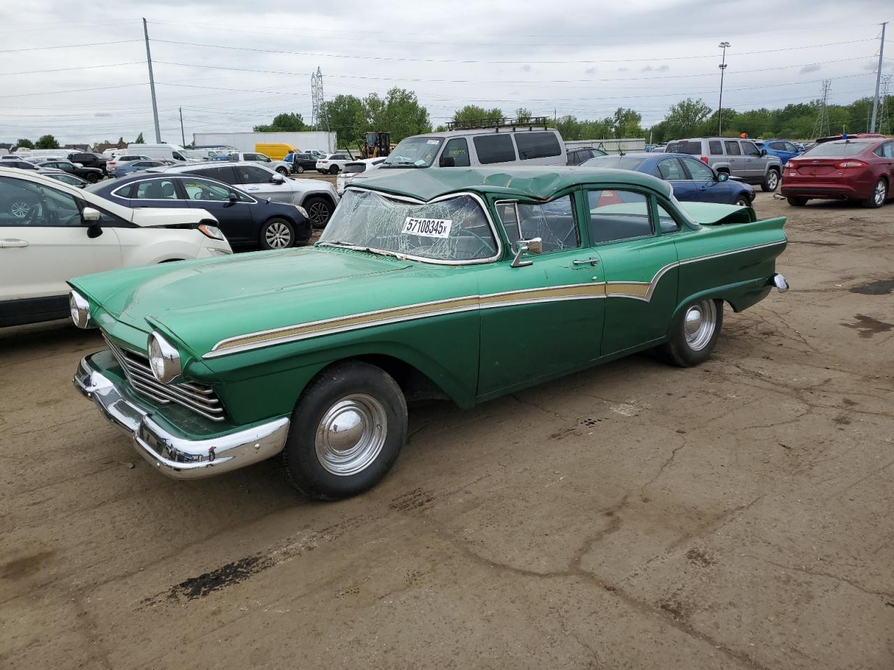 FORD FAIRLANE   *B7EG208084*