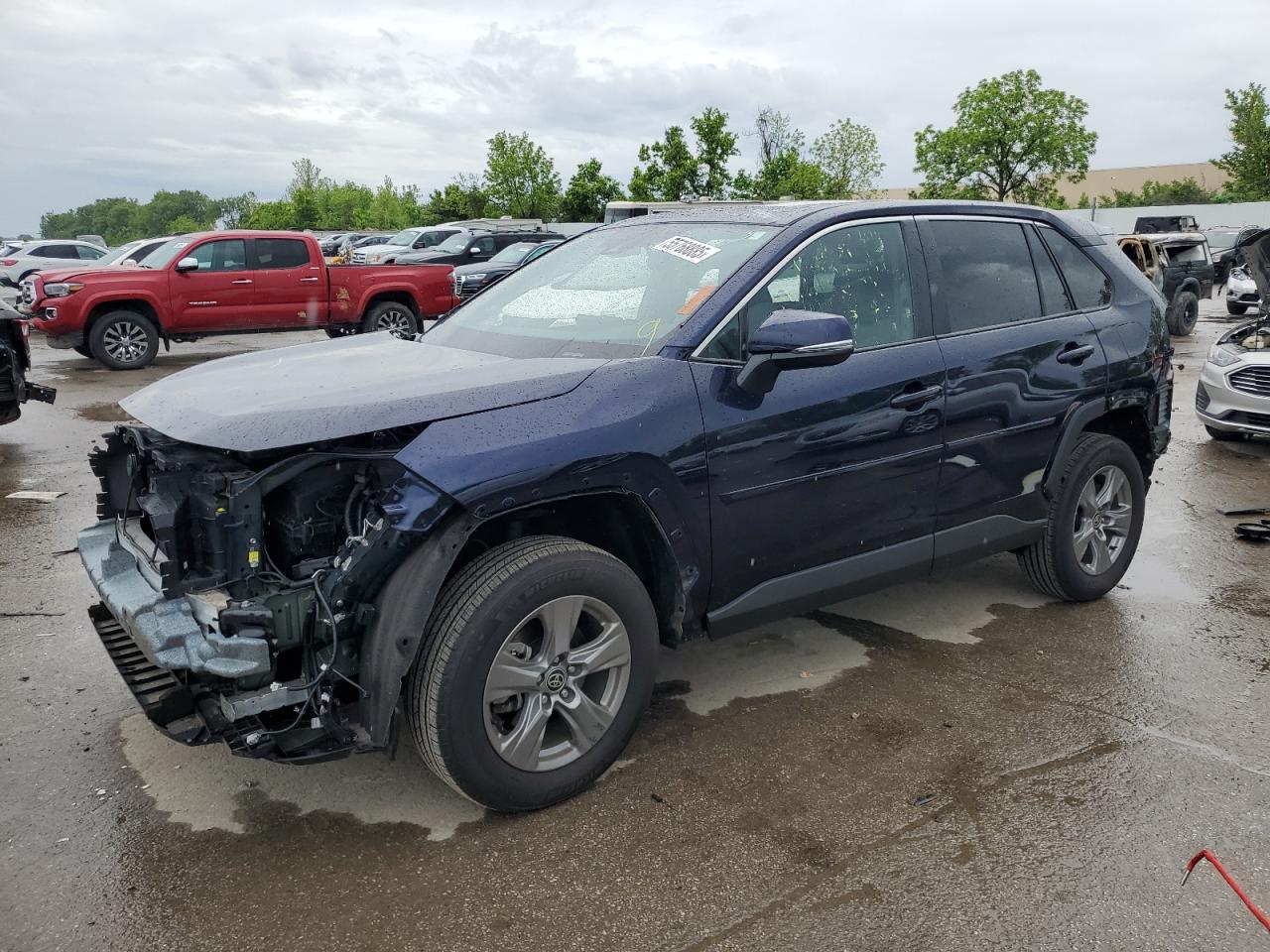 TOYOTA RAV4 XLE  *2T3P1RFV1RW428106*