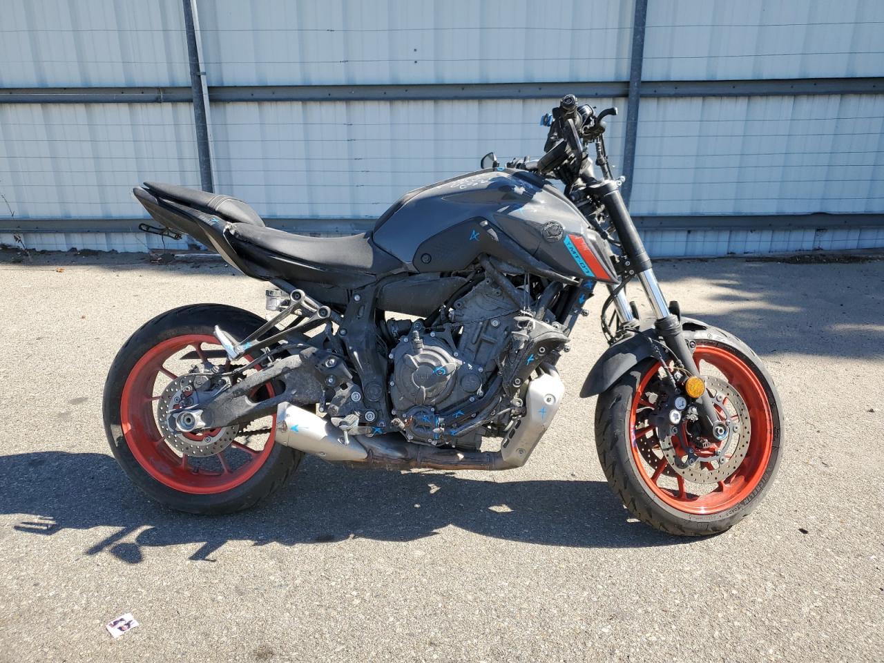 YAMAHA MT07 C   *JYARM32YXMA000521*