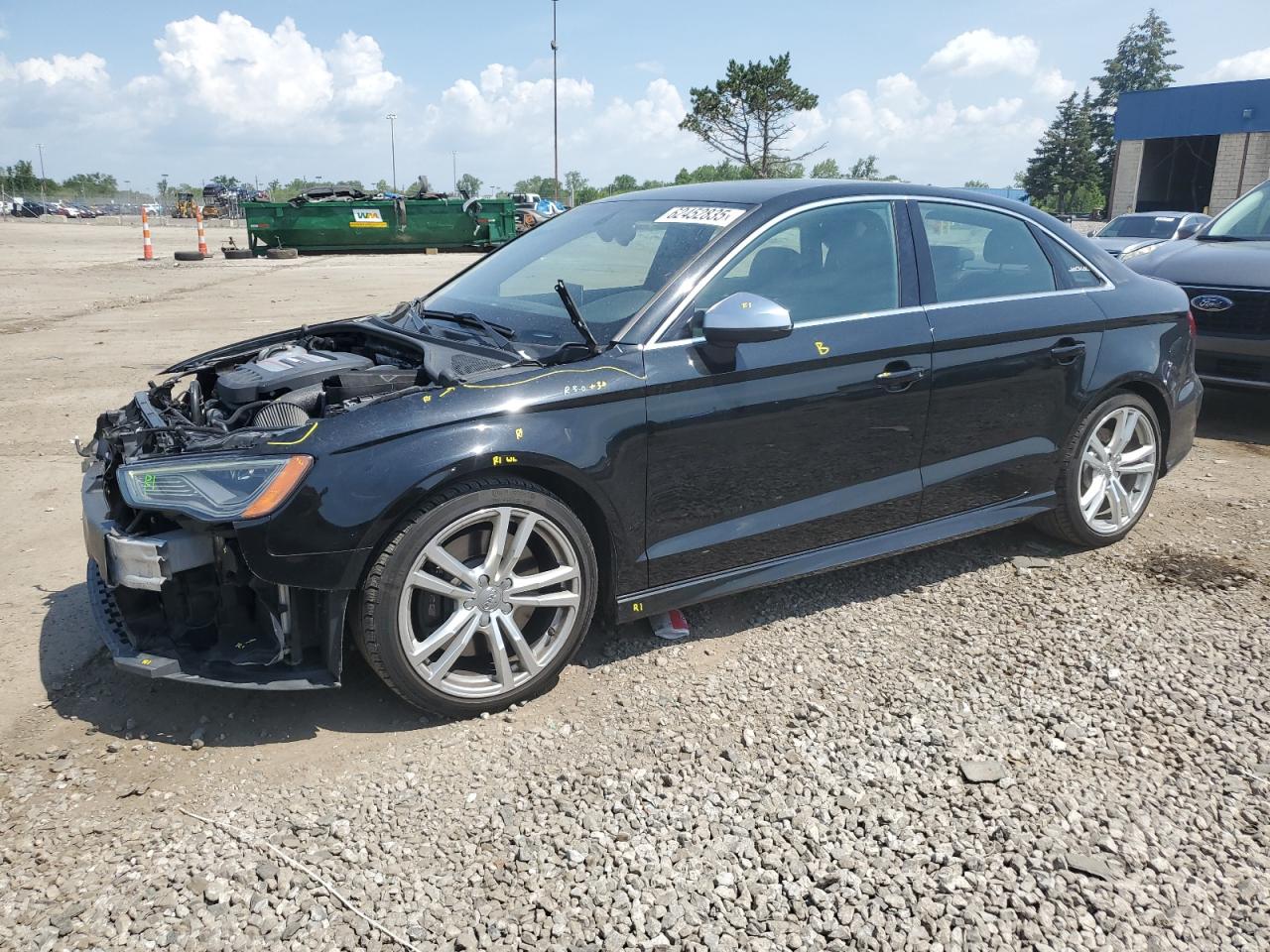 vehicle photo