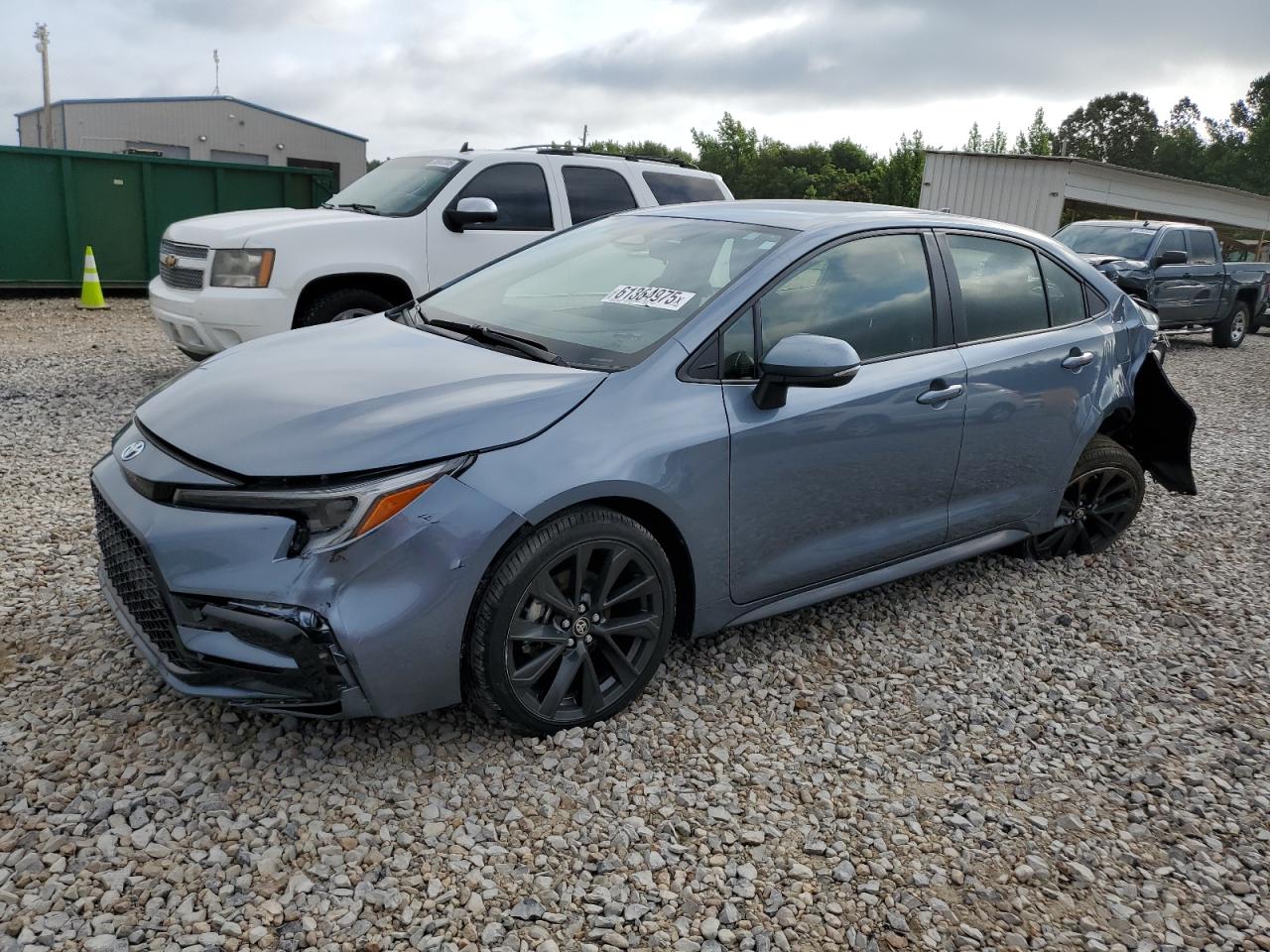 TOYOTA COROLLA LE  *JTDBCMFE5RJ021735*