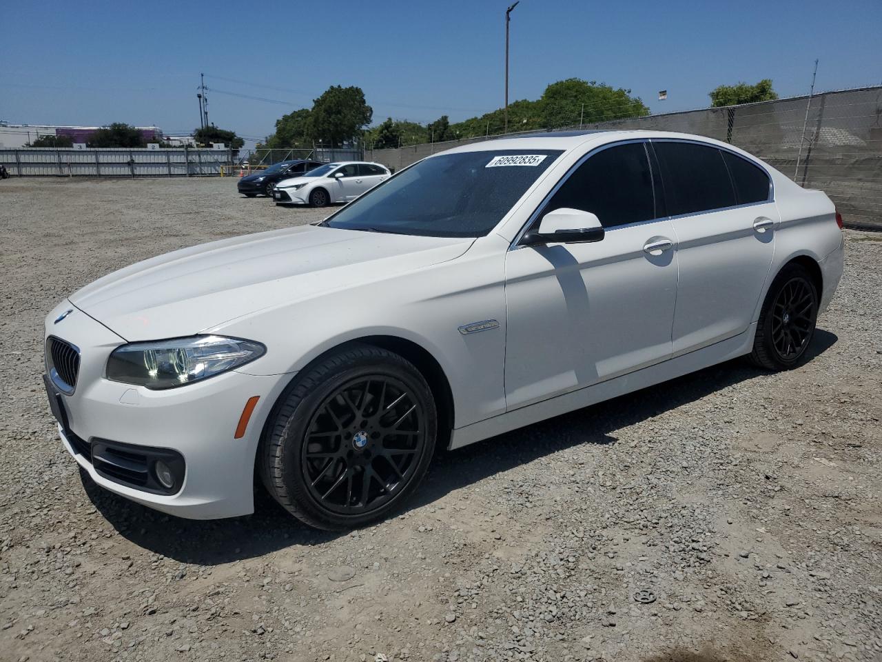 BMW 5 SERIES 528 I  *WBA5A5C5XGD526403*