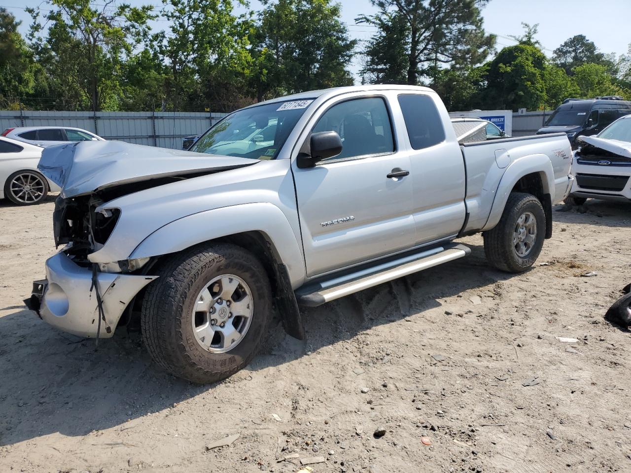 TOYOTA TACOMA ACC  *5TEUU42N19Z645193*