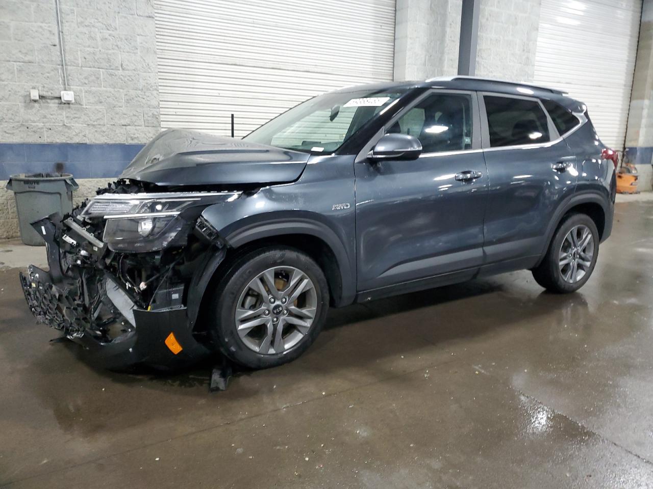 KIA SELTOS S  *KNDEUCAA9M7179221*