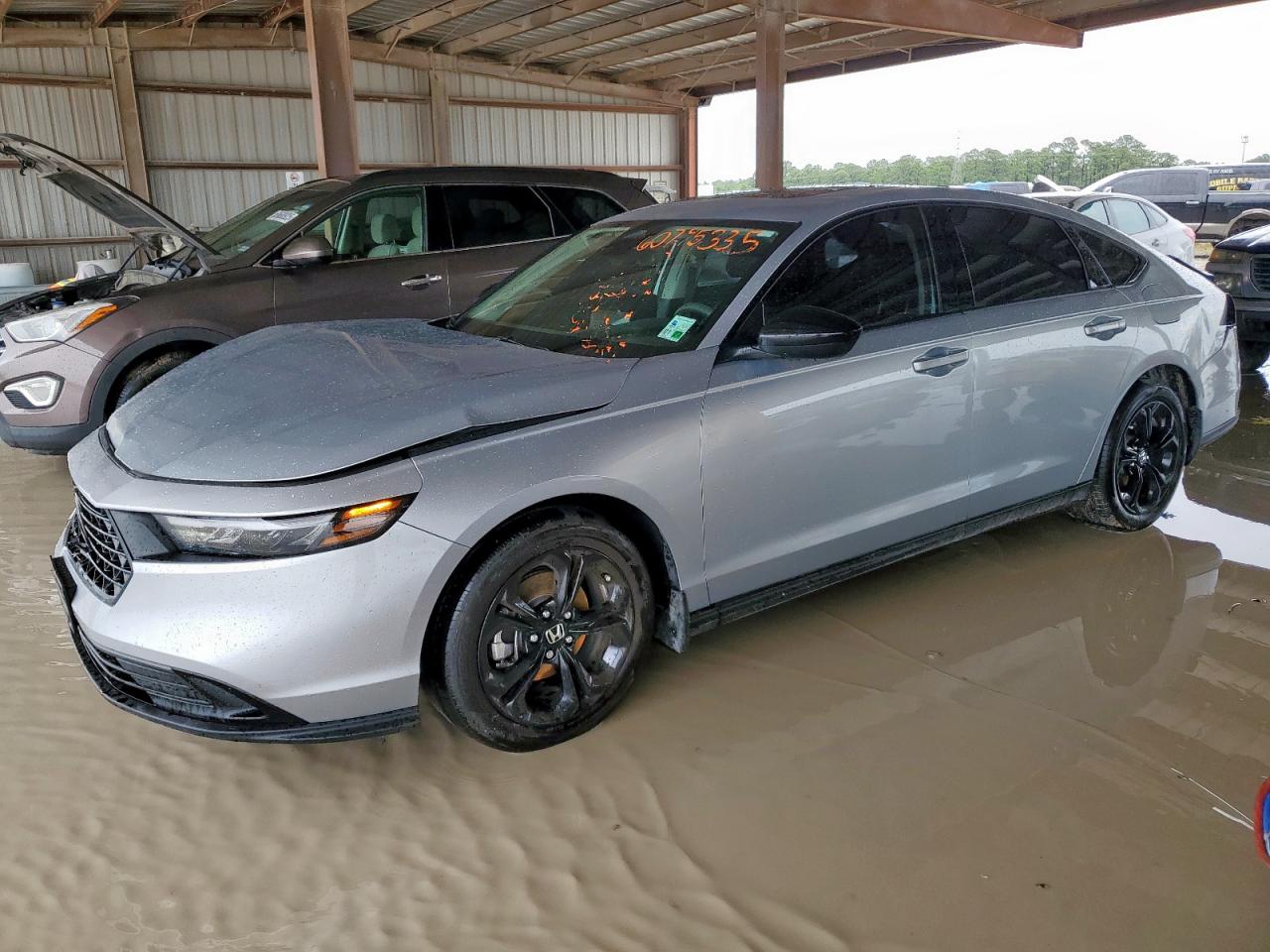 HONDA ACCORD SE  *1HGCY1F4XSA003783*