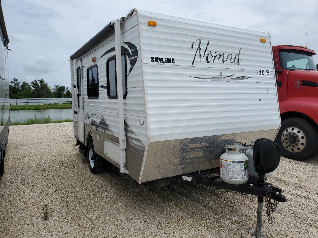 SKYLINE NOMAD  *1SE200F10BA000630*