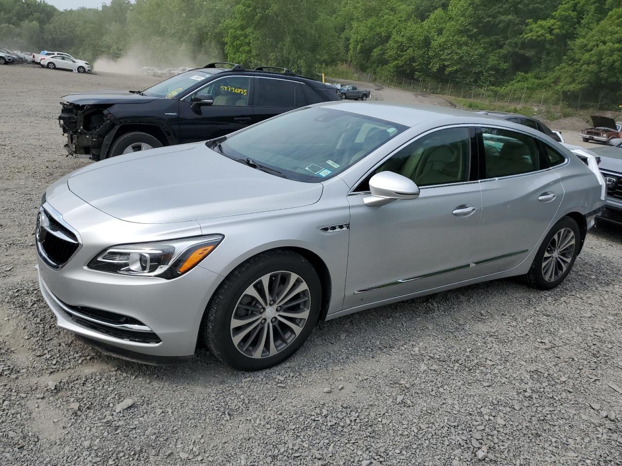 BUICK LACROSSE P  *1G4ZR5SS1HU145928*