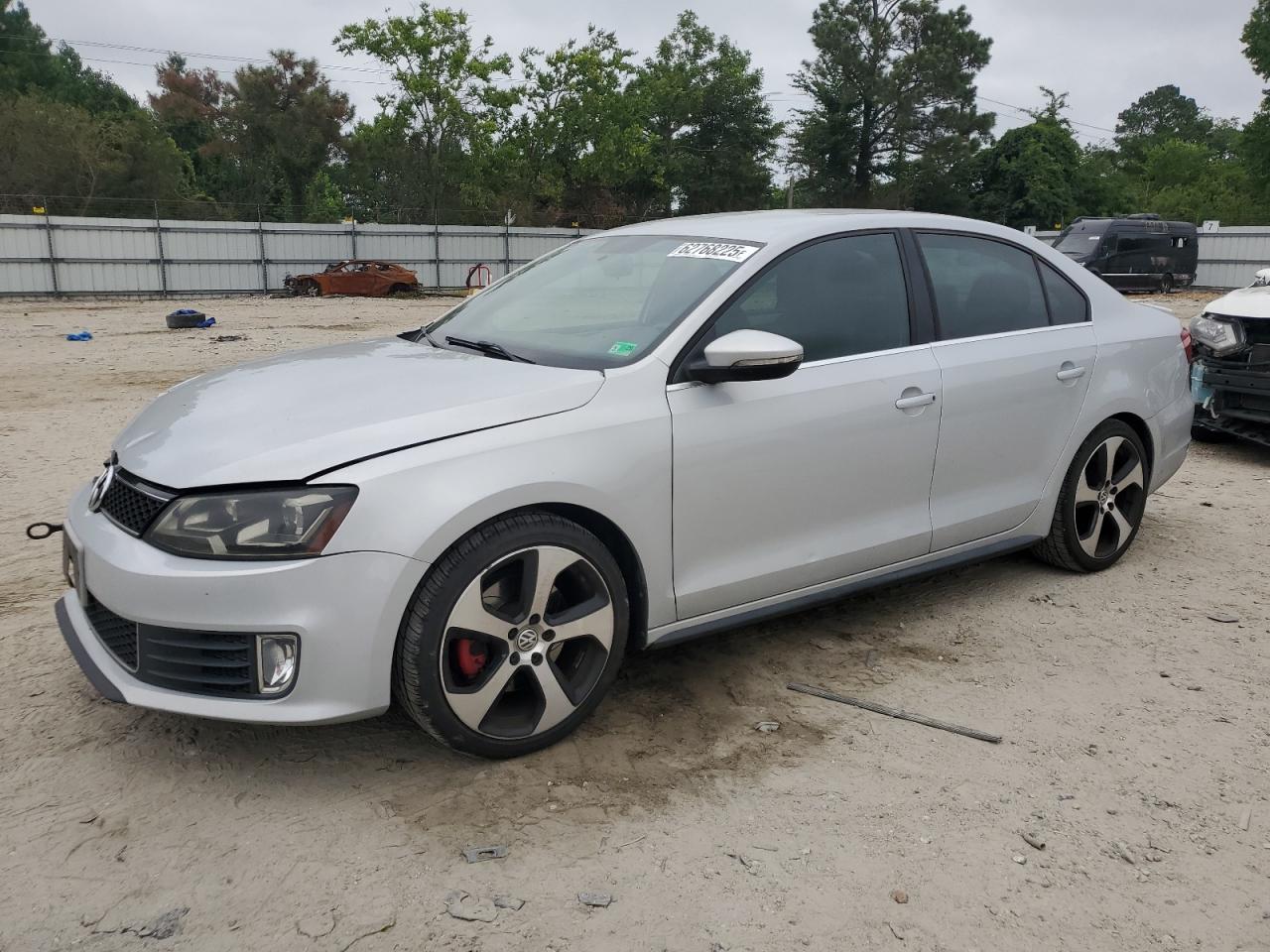 VOLKSWAGEN JETTA GLI  *3VW5S7AJ5DM307972*