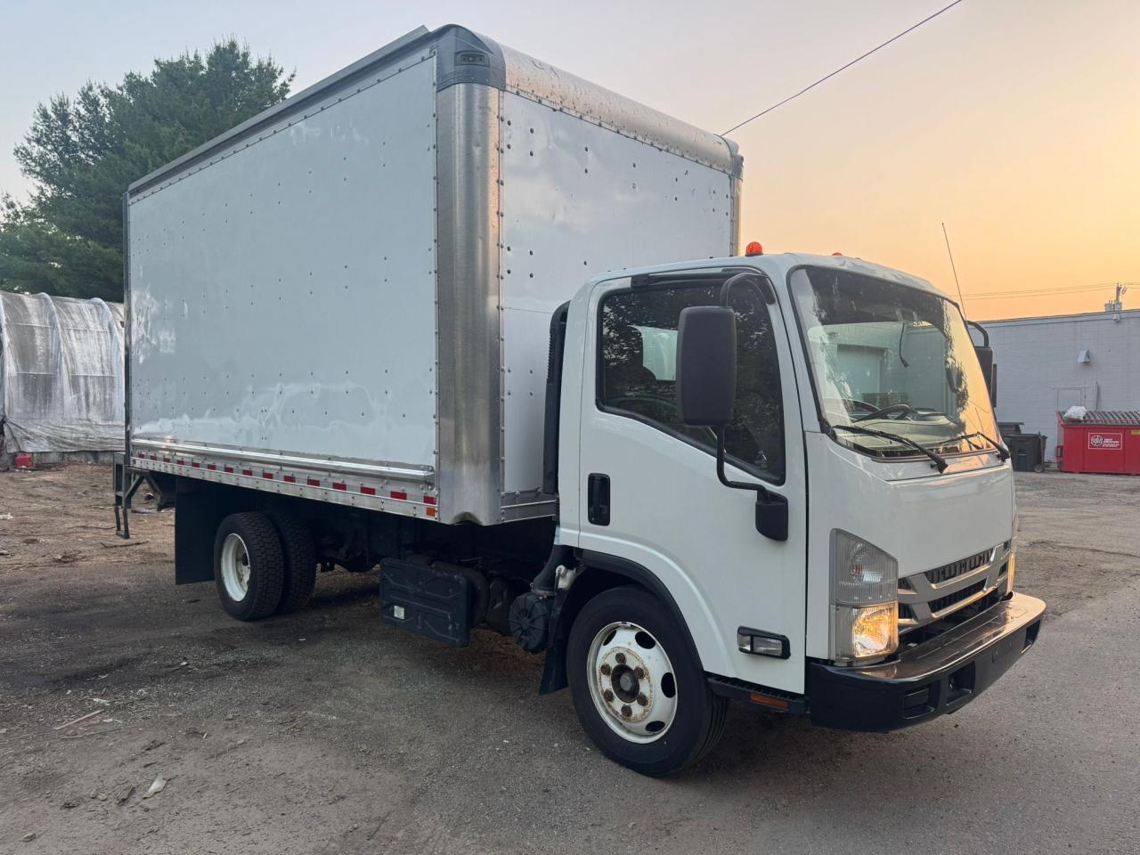 ISUZU NRR  *JALE5W169L7301227*