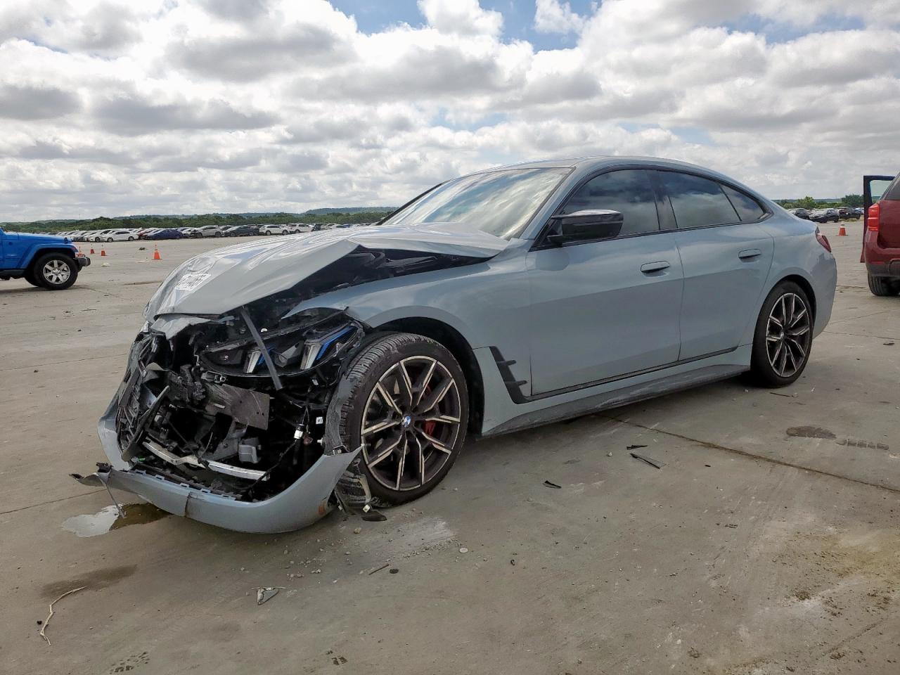 BMW I4 M50   *WBY33HD02SFU05482*