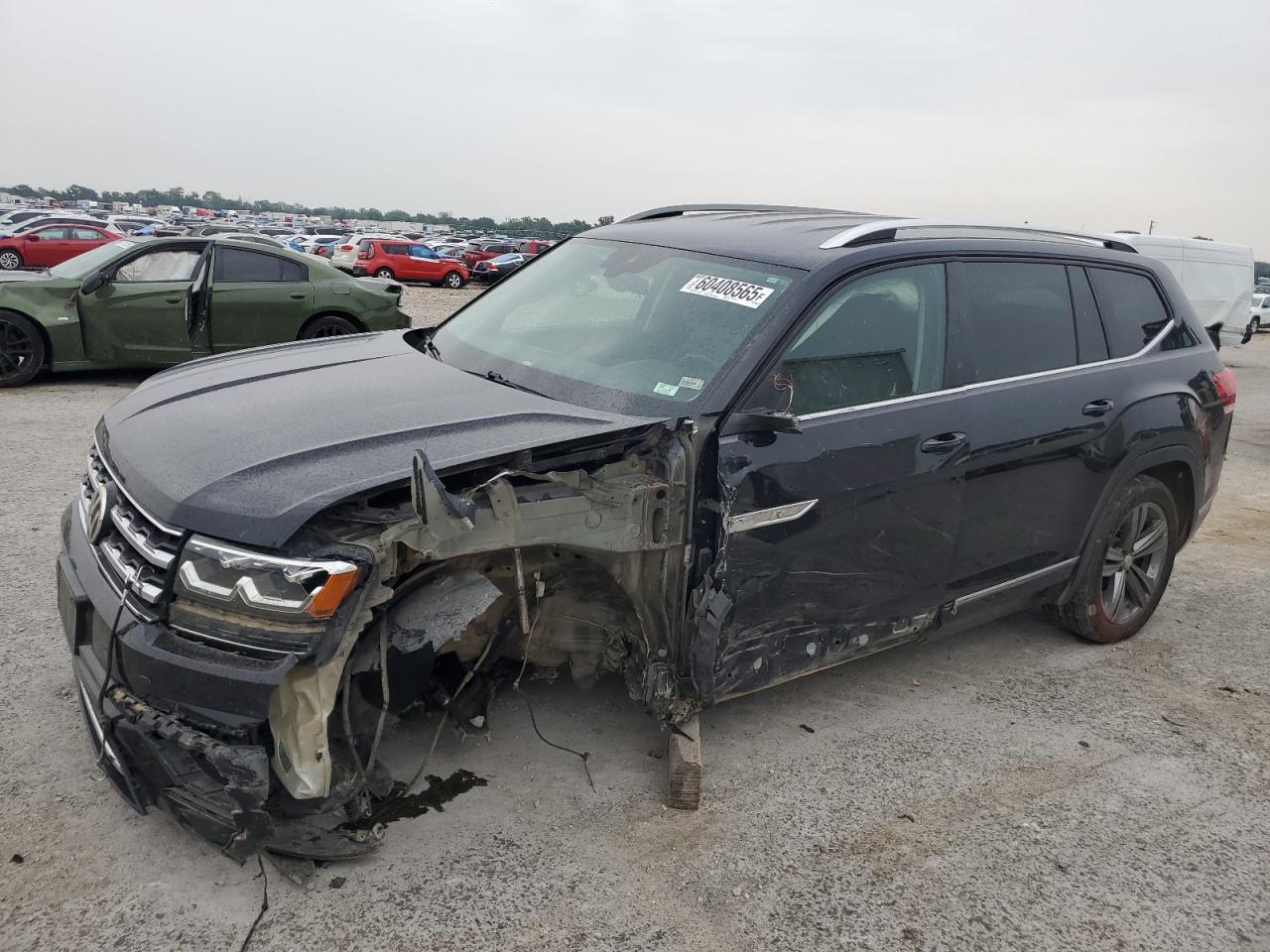 VOLKSWAGEN ATLAS SE  *1V2YR2CAXKC511031*