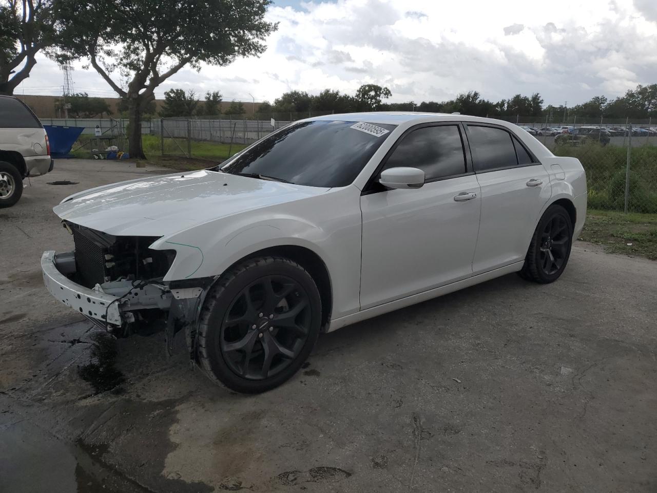 CHRYSLER 300 S  *2C3CCABG1NH167804*