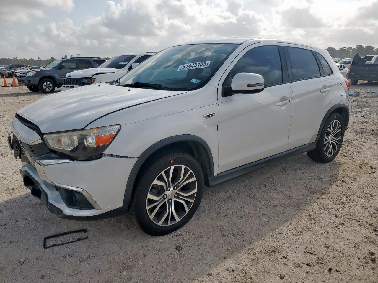 MITSUBISHI OUTLANDER   *JA4AP3AU4GZ064299*