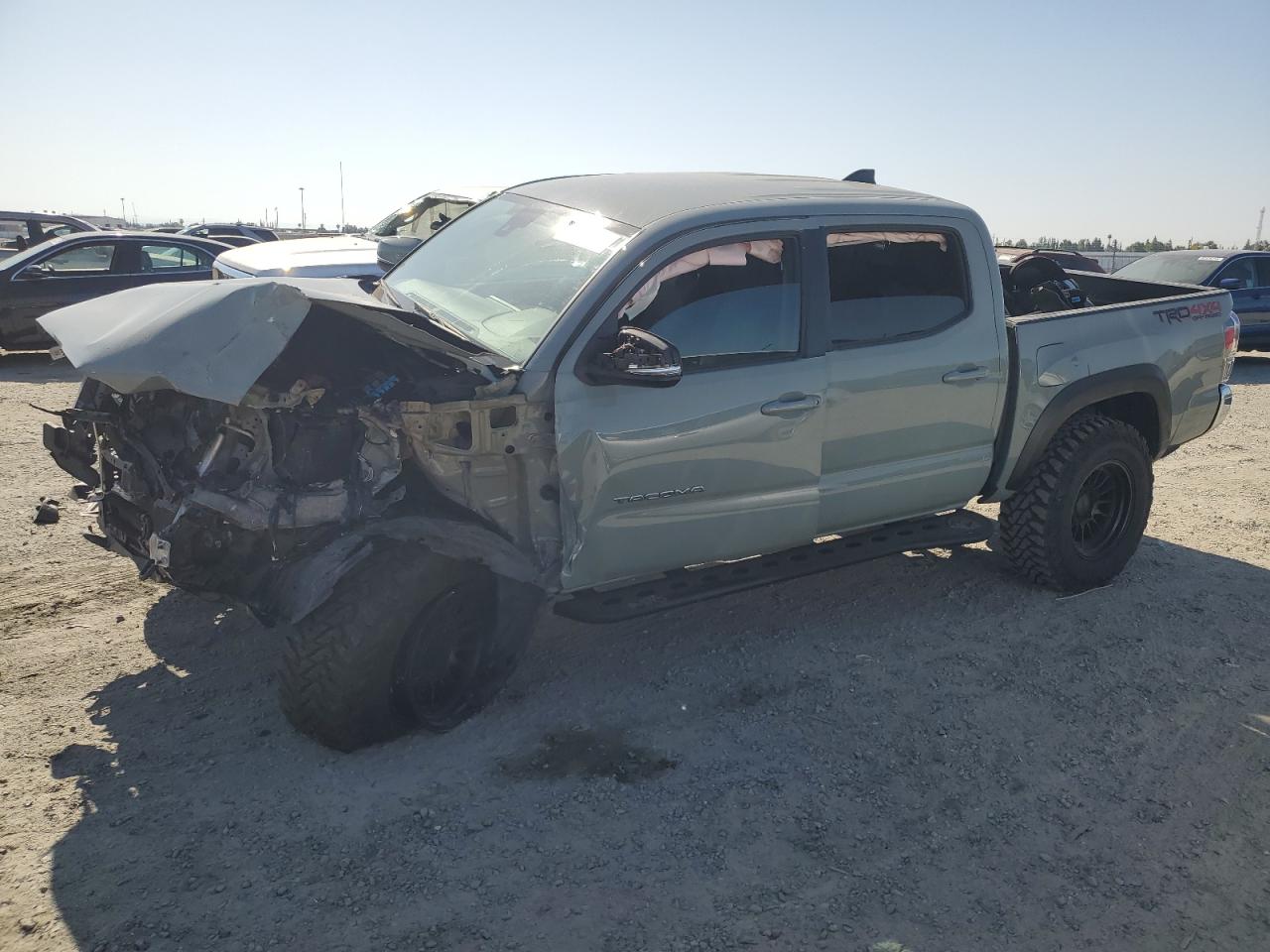 TOYOTA TACOMA DOU  *3TMCZ5AN6NM514918*