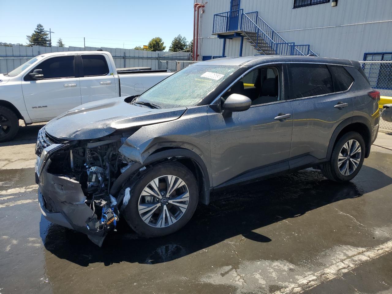 NISSAN ROGUE SV  *5N1BT3BA4NC734634*