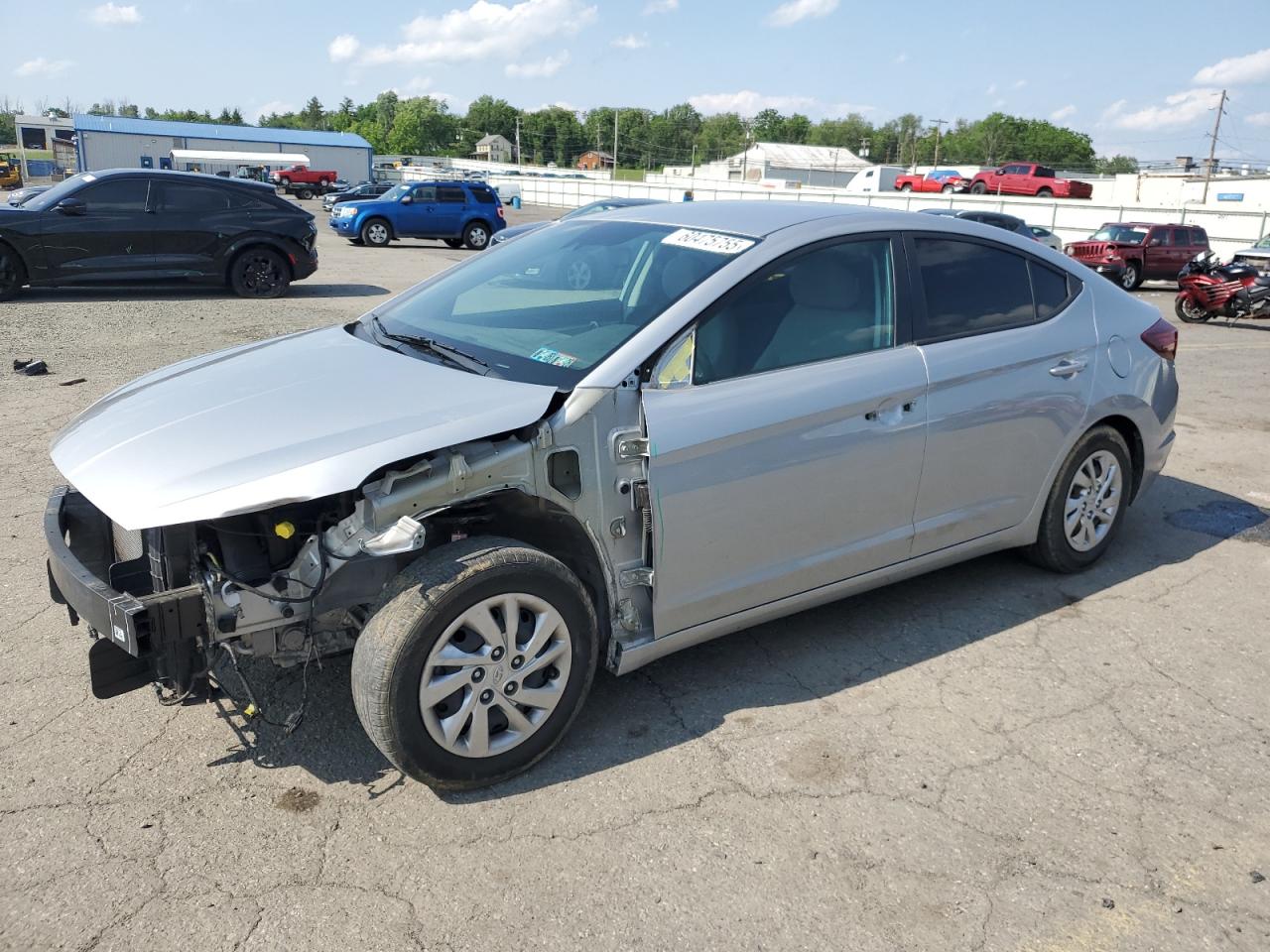 HYUNDAI ELANTRA SE  *KMHD74LF2LU983888*