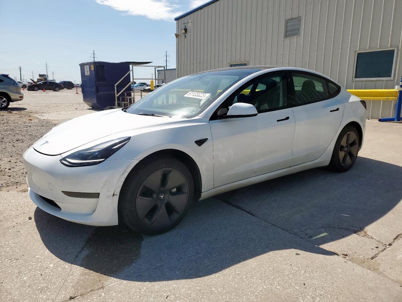 TESLA MODEL 3   *5YJ3E1EA3PF436245*