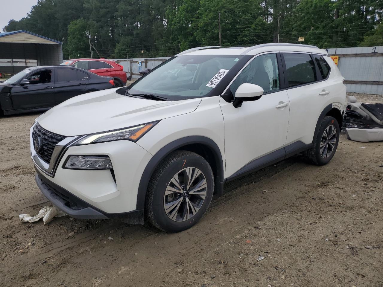 NISSAN ROGUE SV  *5N1BT3BA7PC828560*