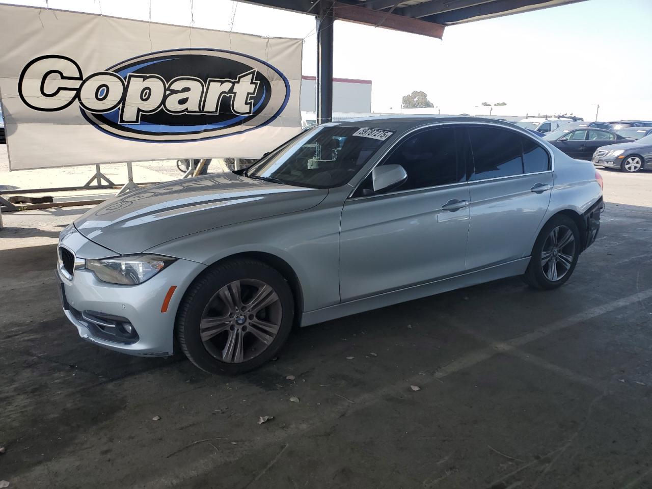 BMW 3 SERIES 330 I  *WBA8B9C3XHK886218*