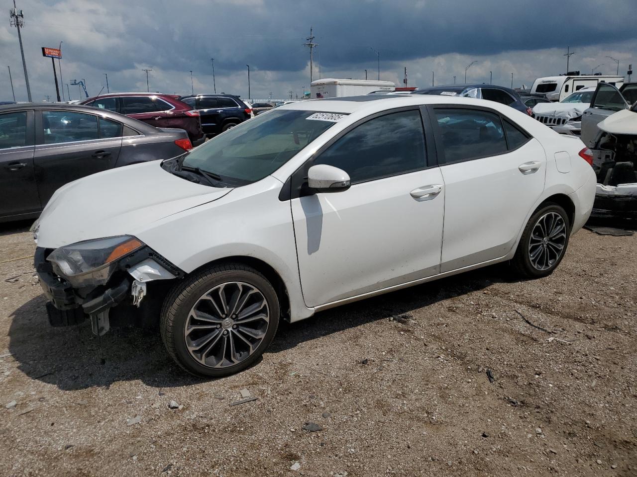 TOYOTA COROLLA L  *5YFBURHE6FP191990*