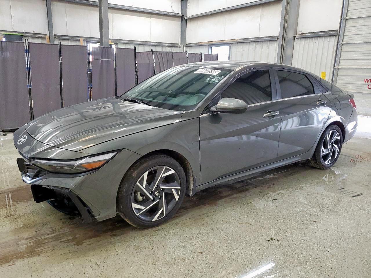 HYUNDAI ELANTRA SE  *KMHLS4DG8RU826036*