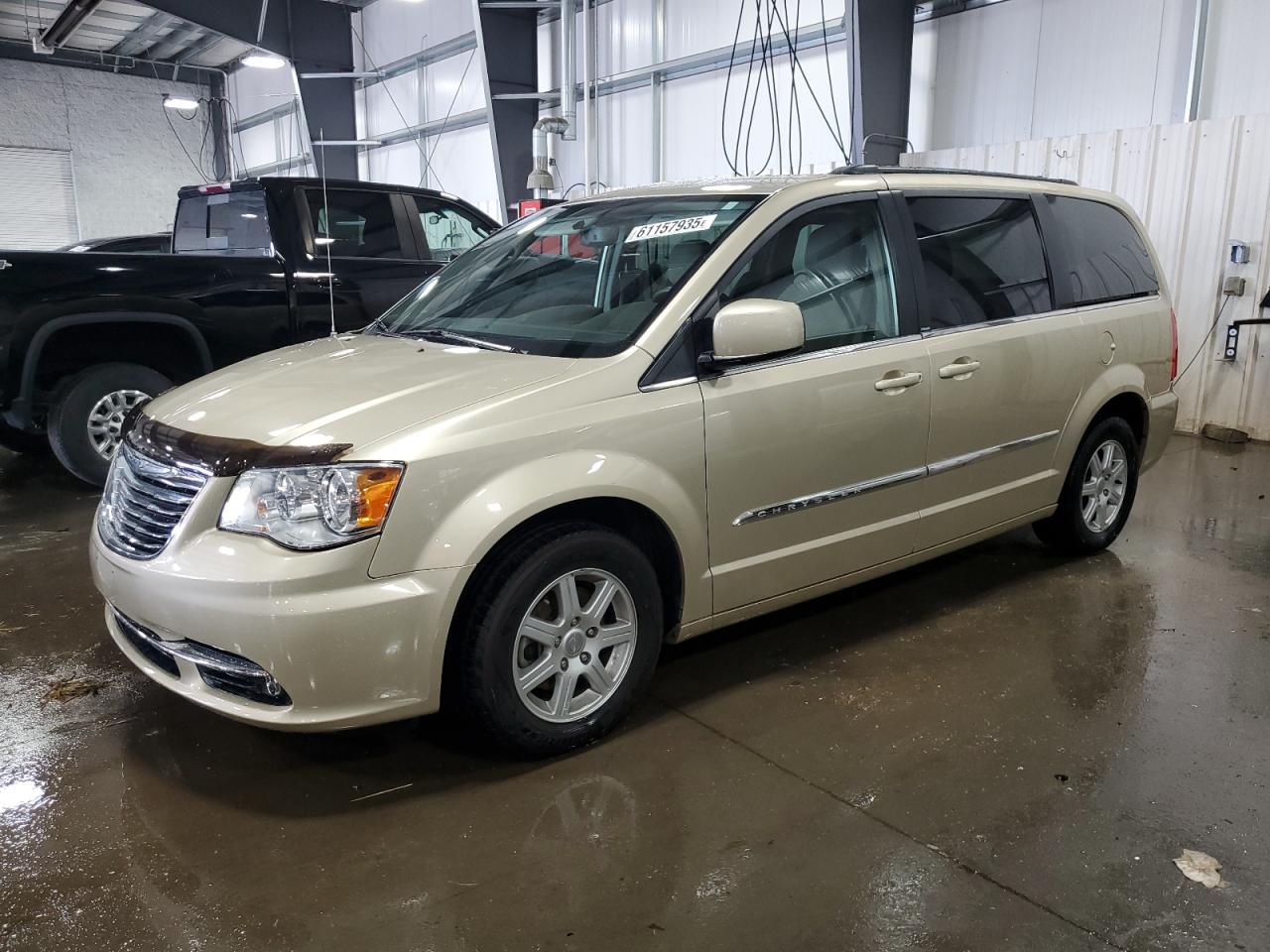 CHRYSLER MINIVAN TOWN & COU  *2C4RC1BG1CR133617*