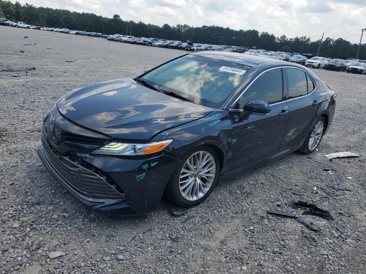 TOYOTA CAMRY L  *4T1B11HK6JU525488*