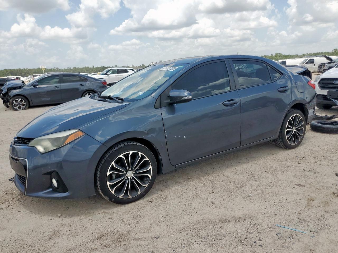 TOYOTA COROLLA L  *5YFBURHE4GP553915*