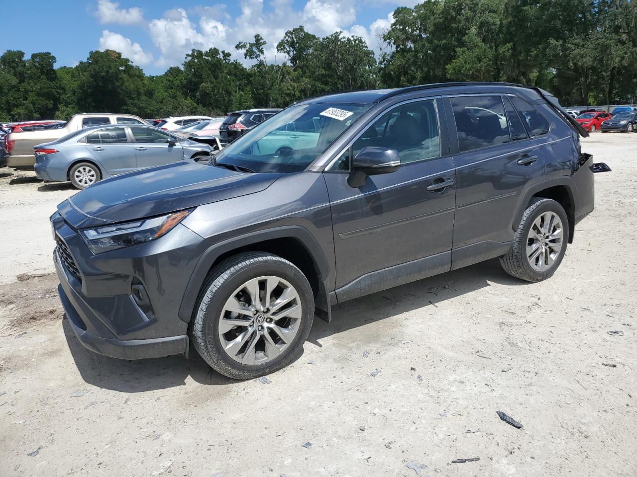 TOYOTA RAV4 XLE P  *2T3C1RFV7PC222978*