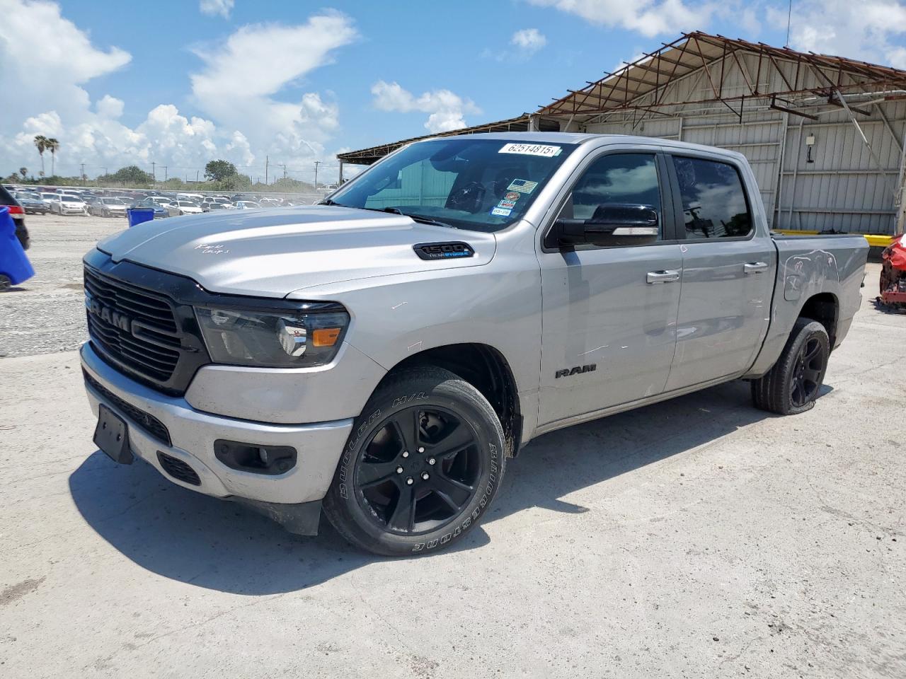 RAM 1500 BIG H  *1C6SRFFT5MN677273*