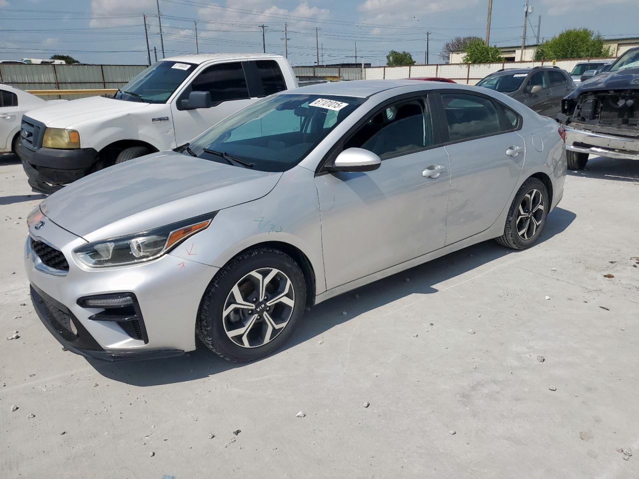 KIA FORTE FE  *3KPF24AD3KE029161*