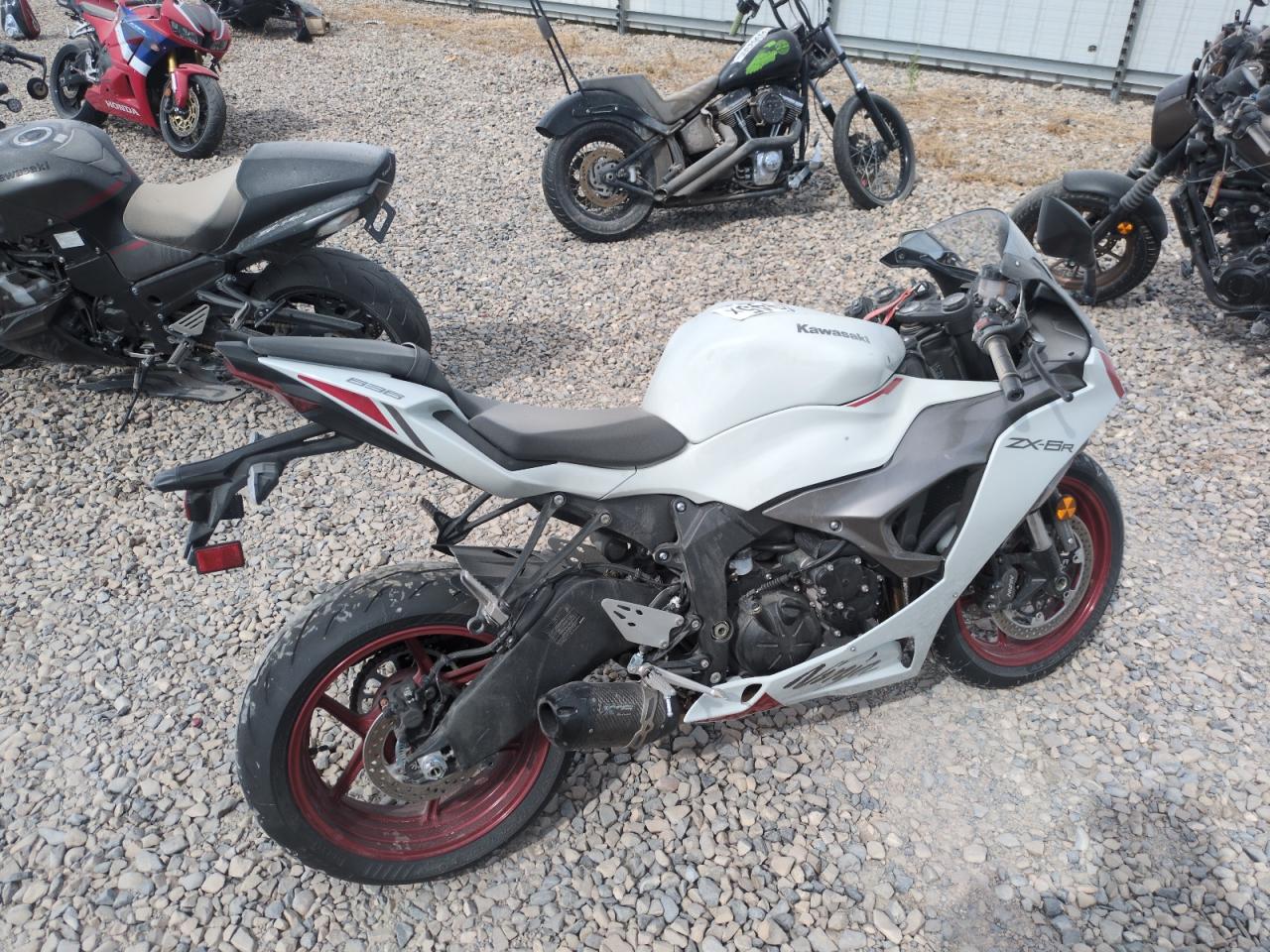 KAWASAKI ZX636 K   *JKBZXJJ13SA023274*