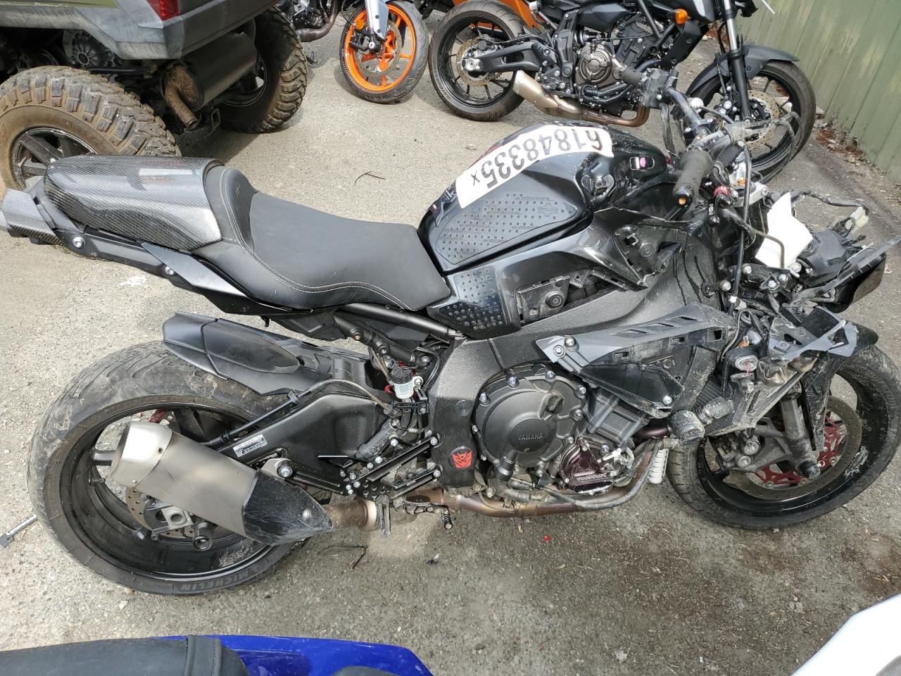 YAMAHA FZ1 0  *JYARN48E0HA001005*