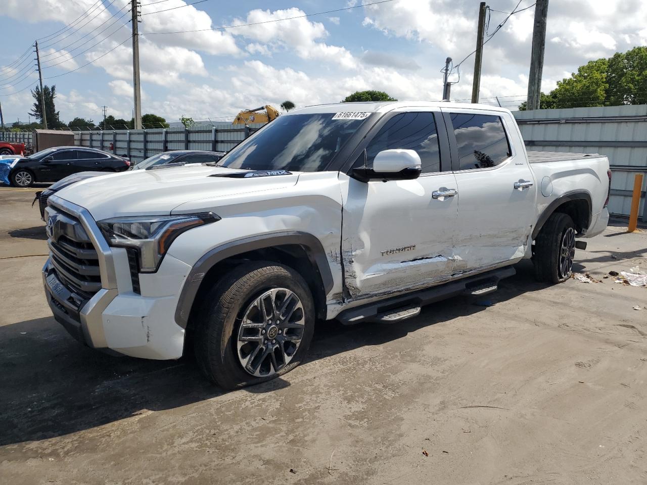 TOYOTA TUNDRA CRE  *5TFJC5DBXRX069898*