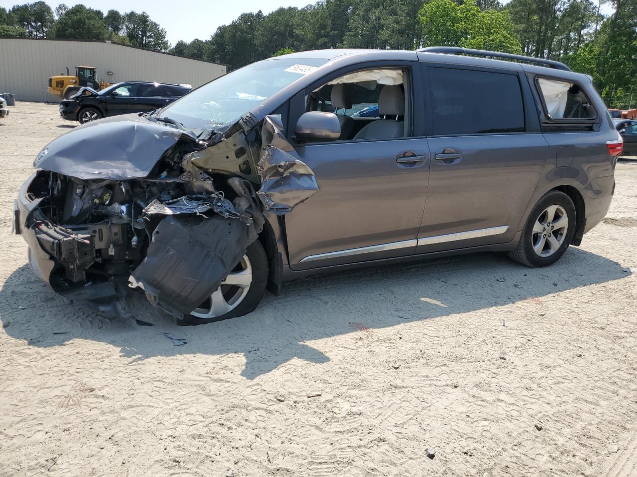 TOYOTA SIENNA L  *5TDKK3DC9FS637144*