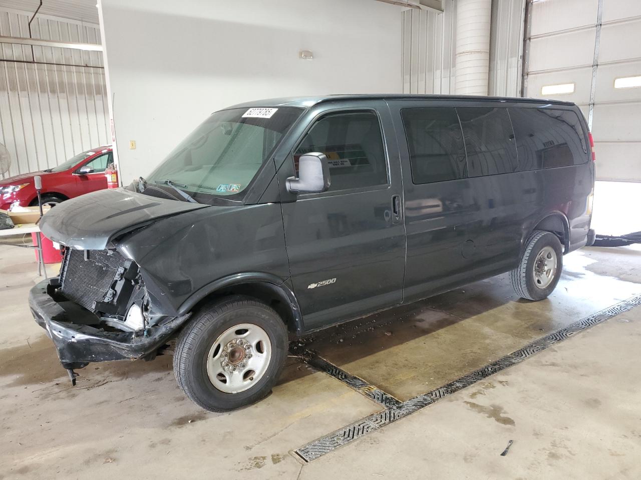 CHEVROLET EXPRESS G2  *1GAGG25U851200586*