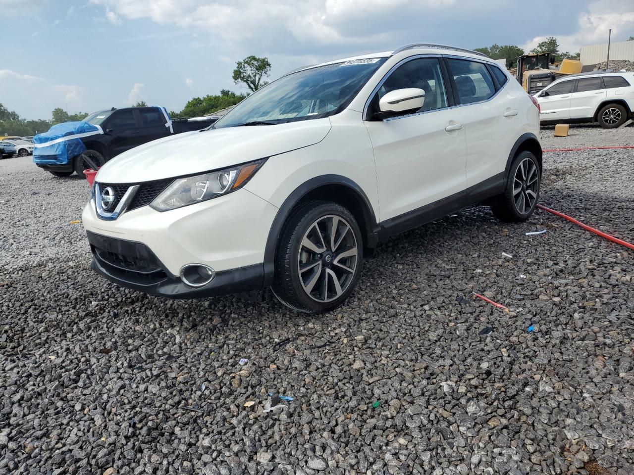 NISSAN ROGUE SPOR  *JN1BJ1CP7HW027132*