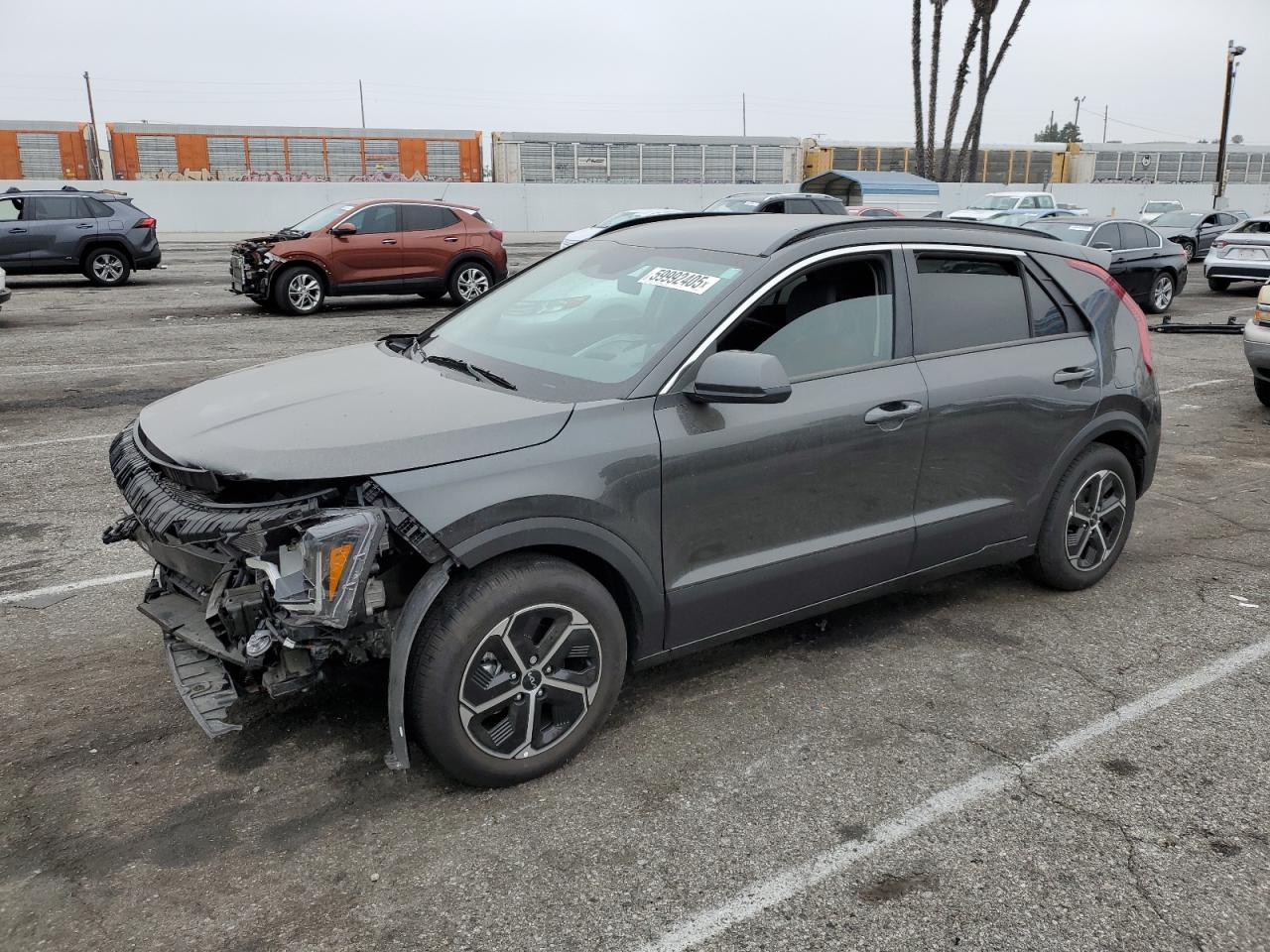 KIA NIRO LX  *KNDCP3LE4P5087920*