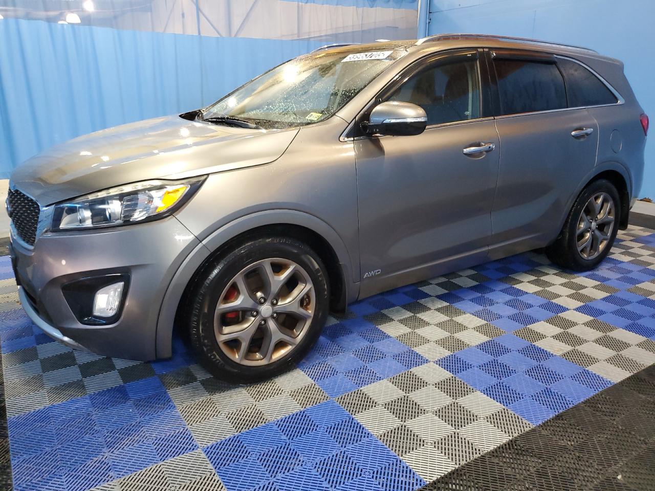 KIA SORENTO SX  *5XYPKDA55GG018136*