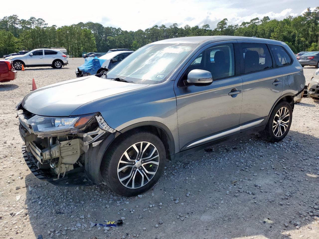 MITSUBISHI OUTLANDER   *JA4AD3A30HZ065399*