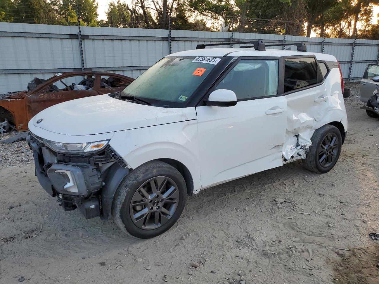 KIA SOUL LX  *KNDJ23AU3M7146536*