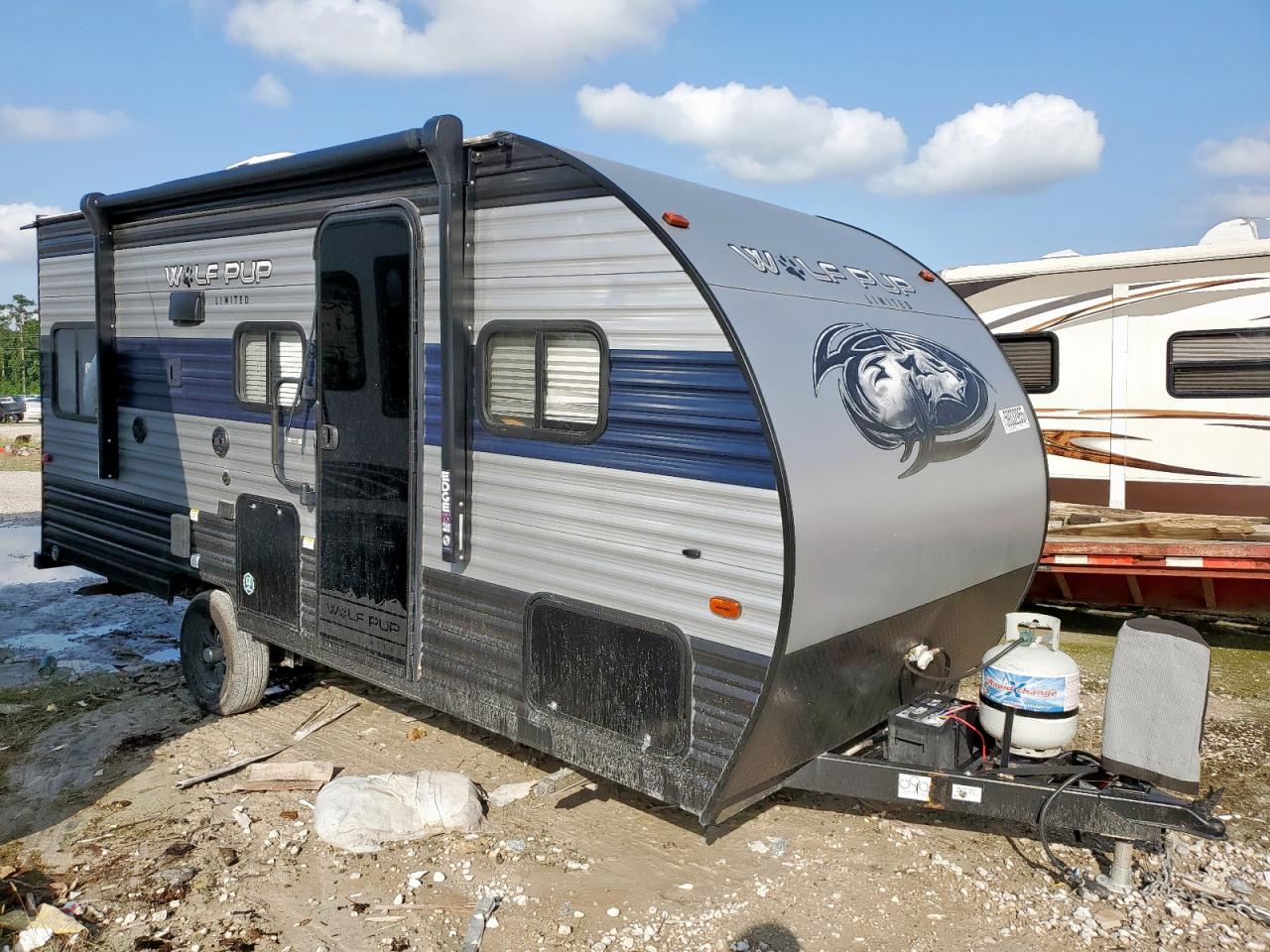 WILDWOOD WOLF PUP   *5ZT2CKEC3NY017946*